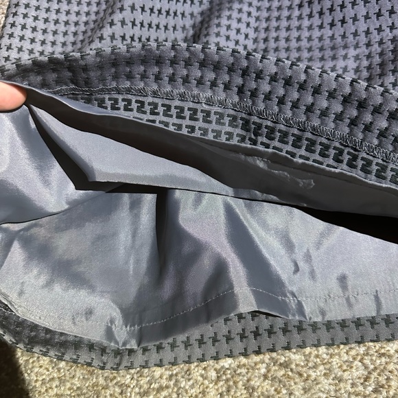 LOFT Grey and Black Skirt 12 Petite - Picture 5 of 6